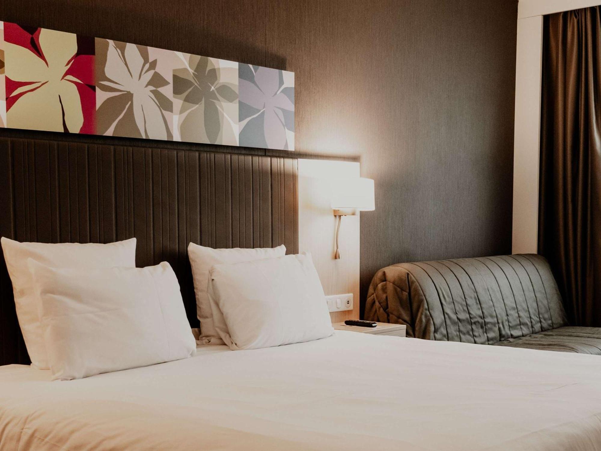 Mercure Valenciennes Centre Buitenkant foto